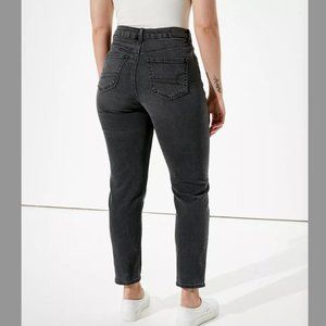 American Eagle Cropped Mom Jeans in Black Vintage Wash